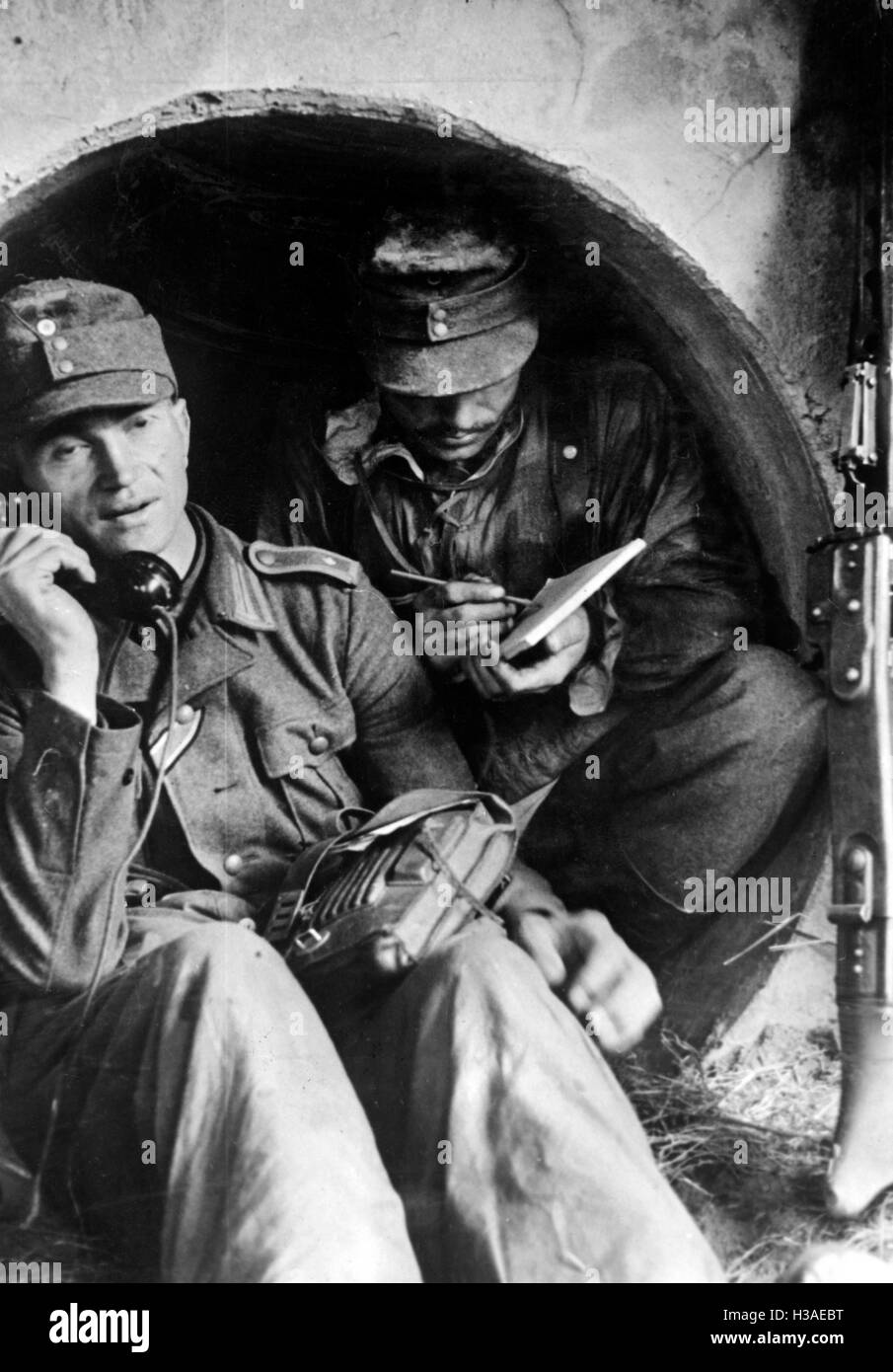 Le personnel de l'entreprise d'une unité de la Wehrmacht sur le front de l'Est, 1944 Banque D'Images