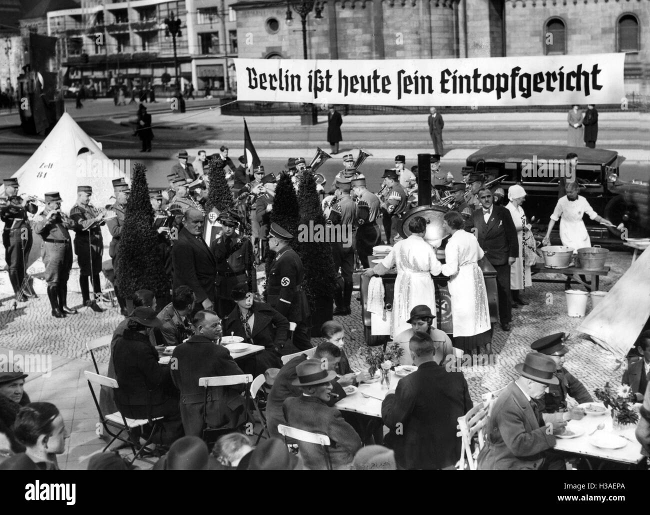 WHW un pot à Berlin, 1935 Banque D'Images