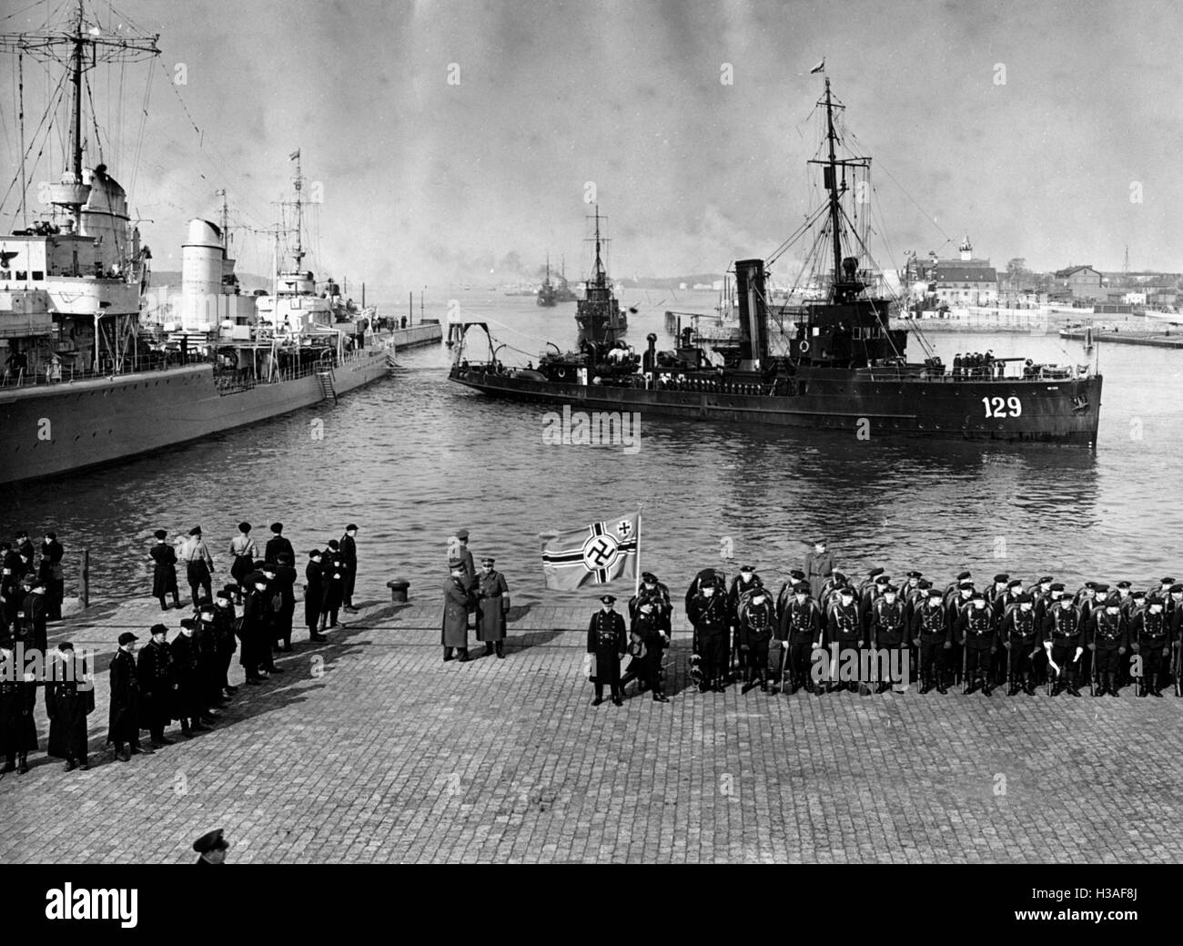 Débarquement de la marine allemande dans le port de Memel, 1939 Banque D'Images