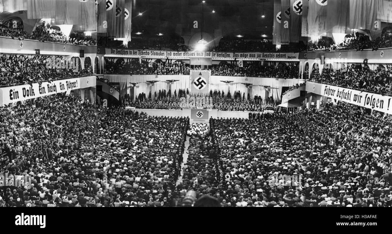 Discours d'Hitler sur la crise des Sudètes au Sports Palace, 1938 Banque D'Images