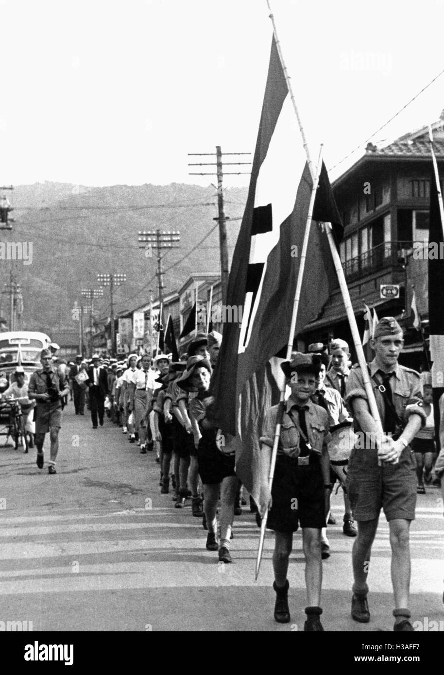 HJ membres au lac Biwa au Japon, 1939 Banque D'Images