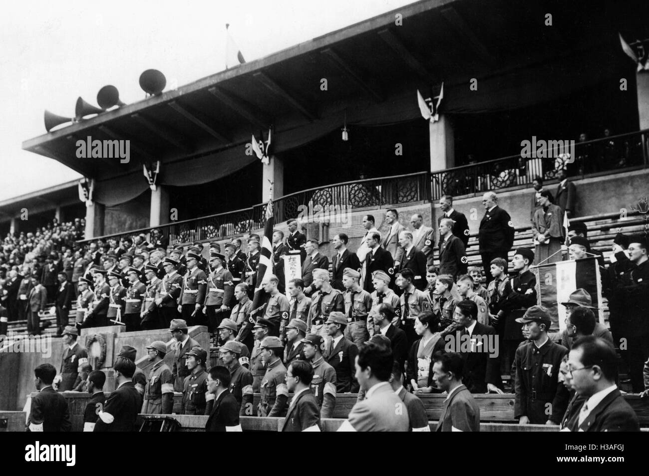 HJ-délégation dans un stade japonais, 1938 Banque D'Images