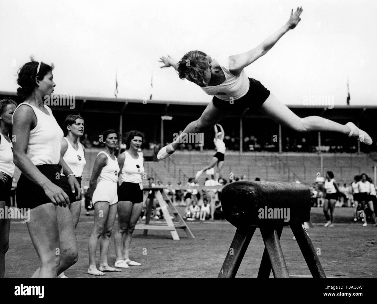 Baerwirth Anita à la gymnastique et les sports Allemand Festival à Wroclaw, 1938 Banque D'Images