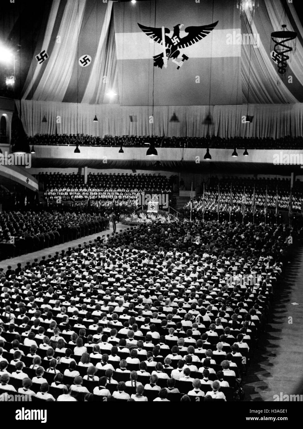 Rallye de la Terre Service de la jeunesse d'Hitler dans le Palais des sports de Berlin, 1939 Banque D'Images