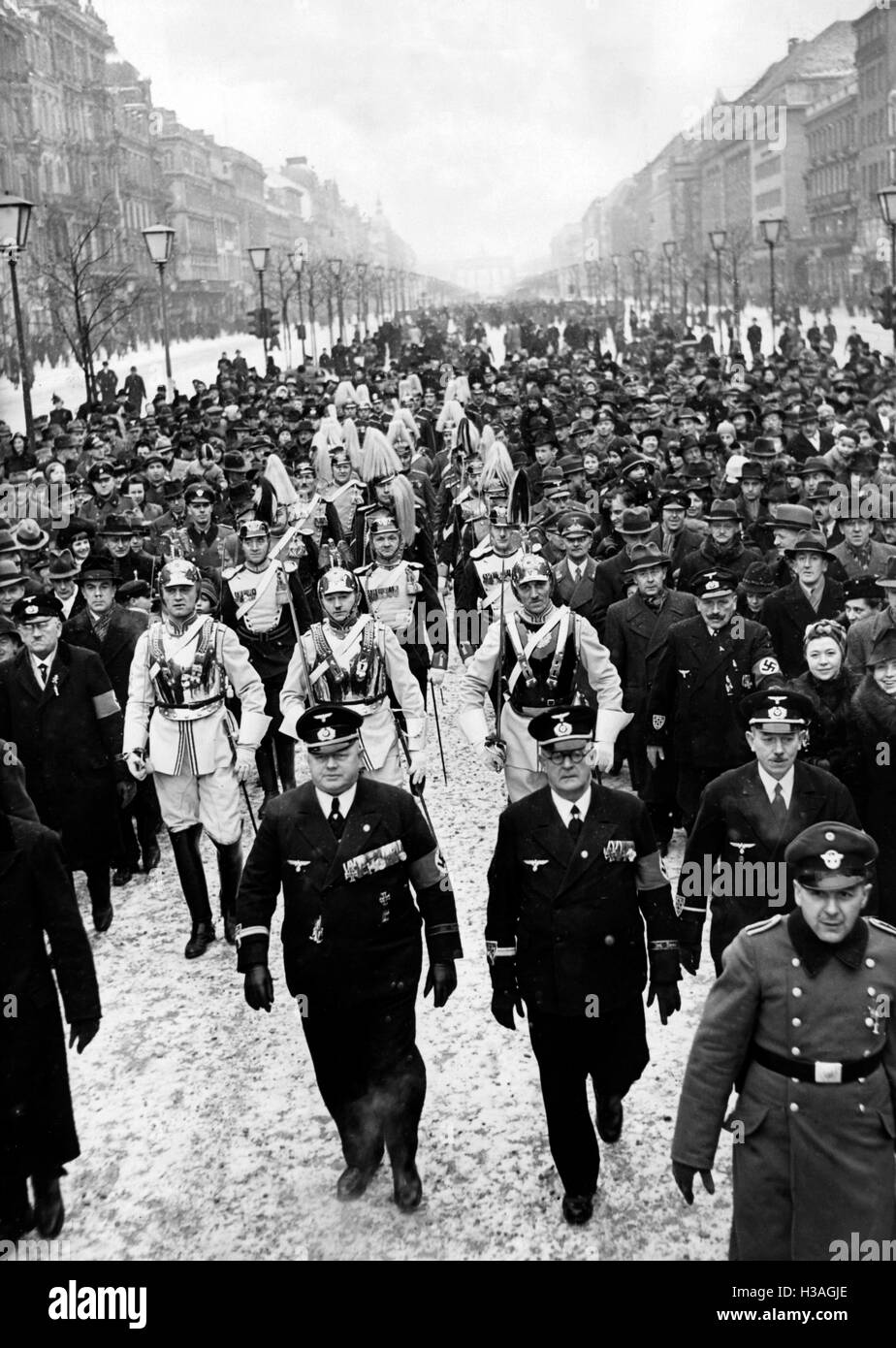 Reichskriegerbund Nazi membres en uniforme de la garde à Berlin, 1942 Banque D'Images