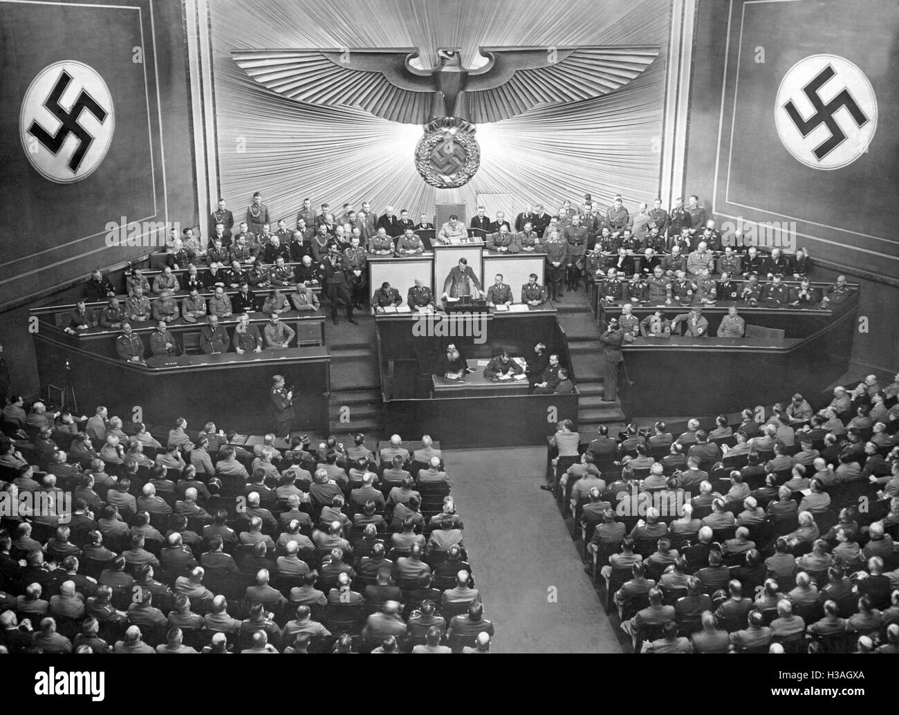 Le discours de Hitler devant le Reichstag à Berlin l'Opéra Kroll, 1941 Banque D'Images