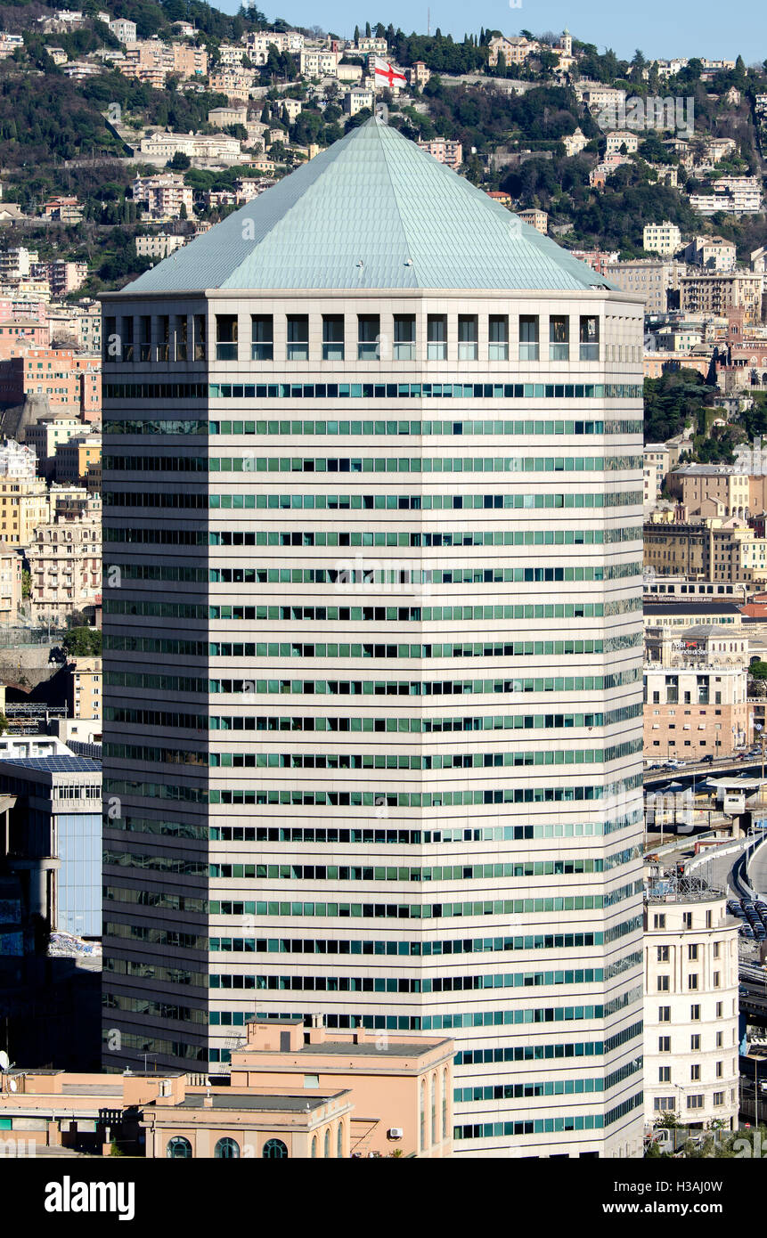 L'icône de crayon gratte-ciel à Gênes Italie Banque D'Images