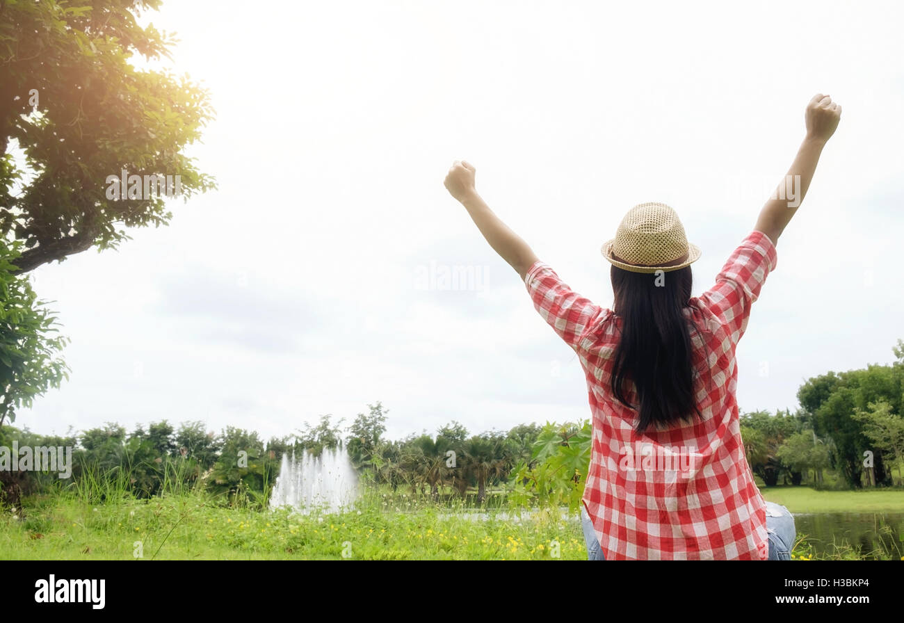 Se détendre, la relaxation,matin, naturel, nature, piscine, parc, gens, femme, jeune,sensibilisation,la lumière du soleil, Banque D'Images