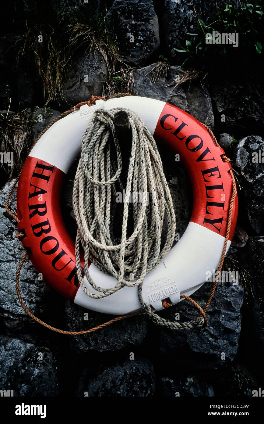 Port de Clovelly bouée de sauvetage. Devon. L'Angleterre. UK Banque D'Images
