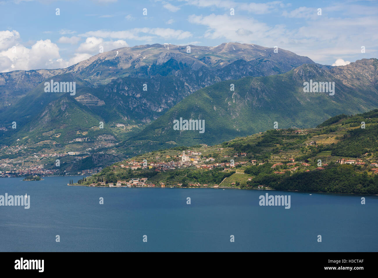 Paysage de l'île de Monte Isola dans Nord Italie Banque D'Images