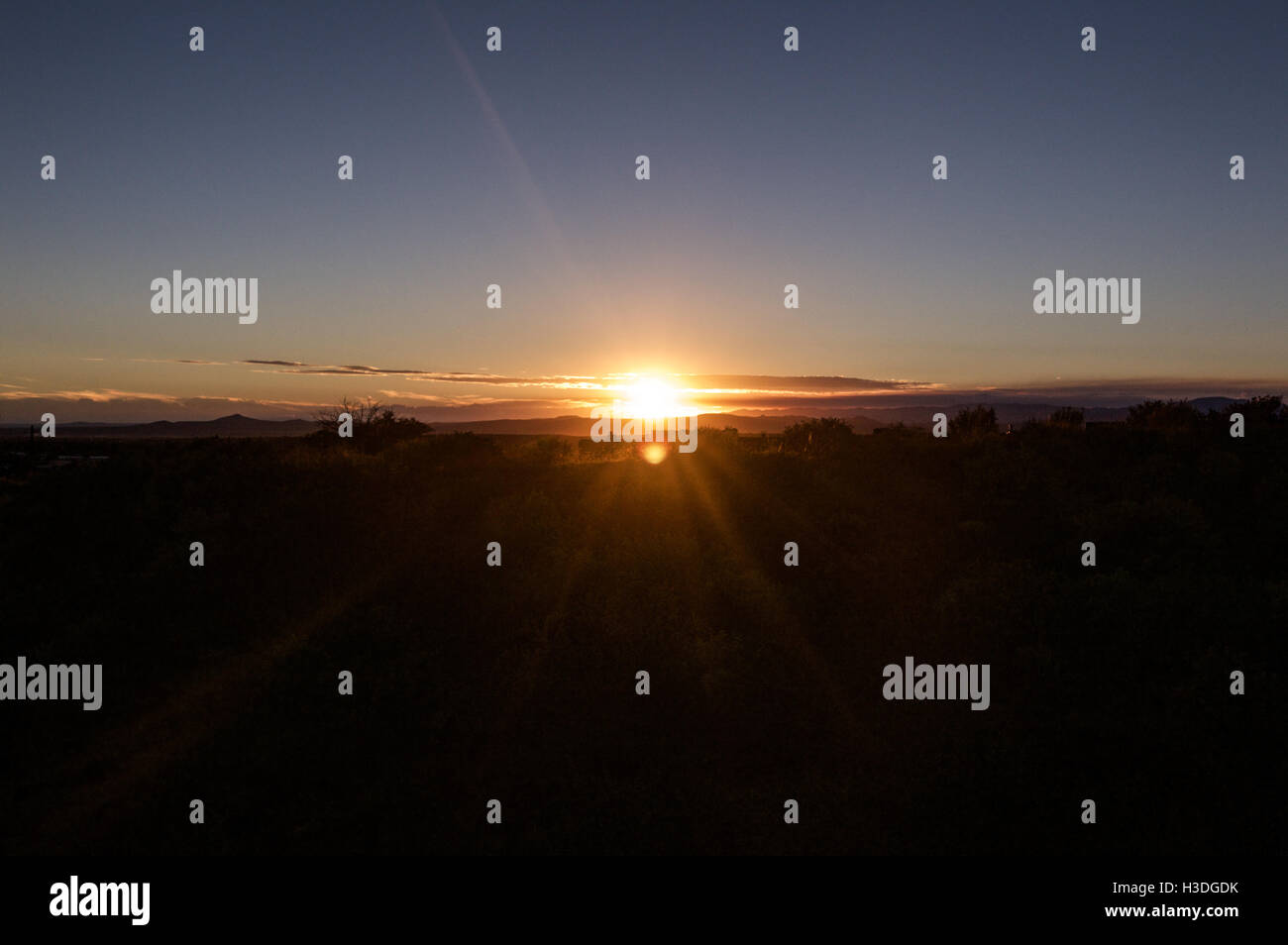 Coucher de soleil depuis les ruines du Fort Marcy à Santa Fe, Nouveau Mexique. Banque D'Images