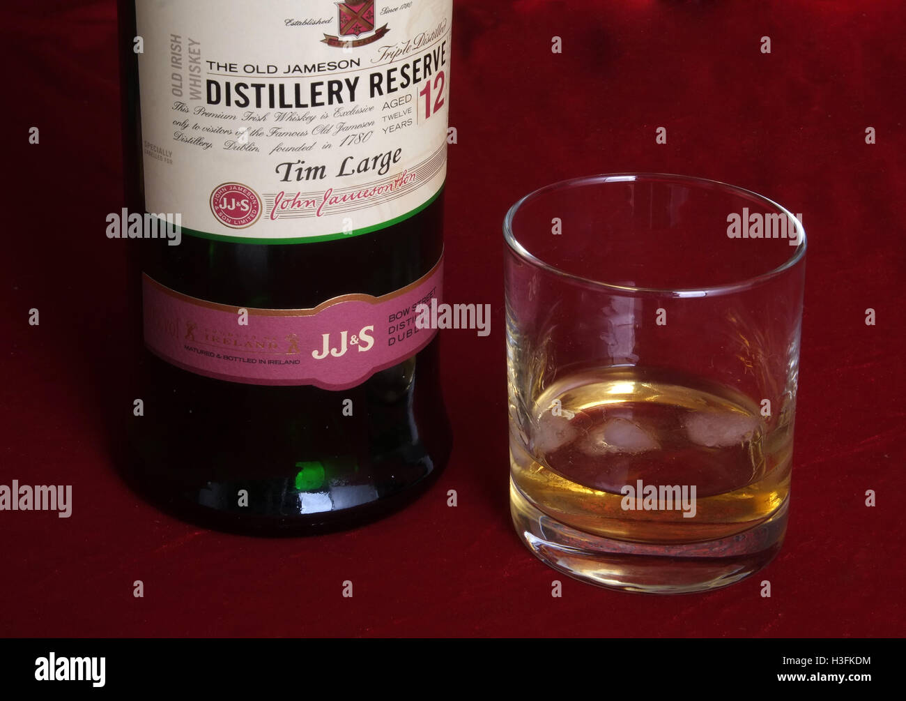 16 octobre 2016, nommé individuellement bouteille de Jameson Distillery whisky spécial de réserve Banque D'Images