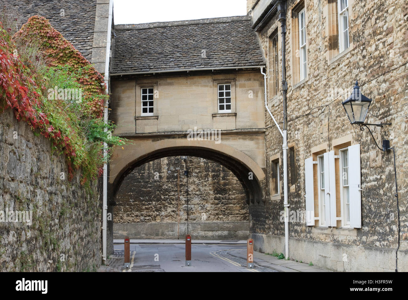 Pont couvert au Queen's Lane, Oxford, Angleterre. Banque D'Images