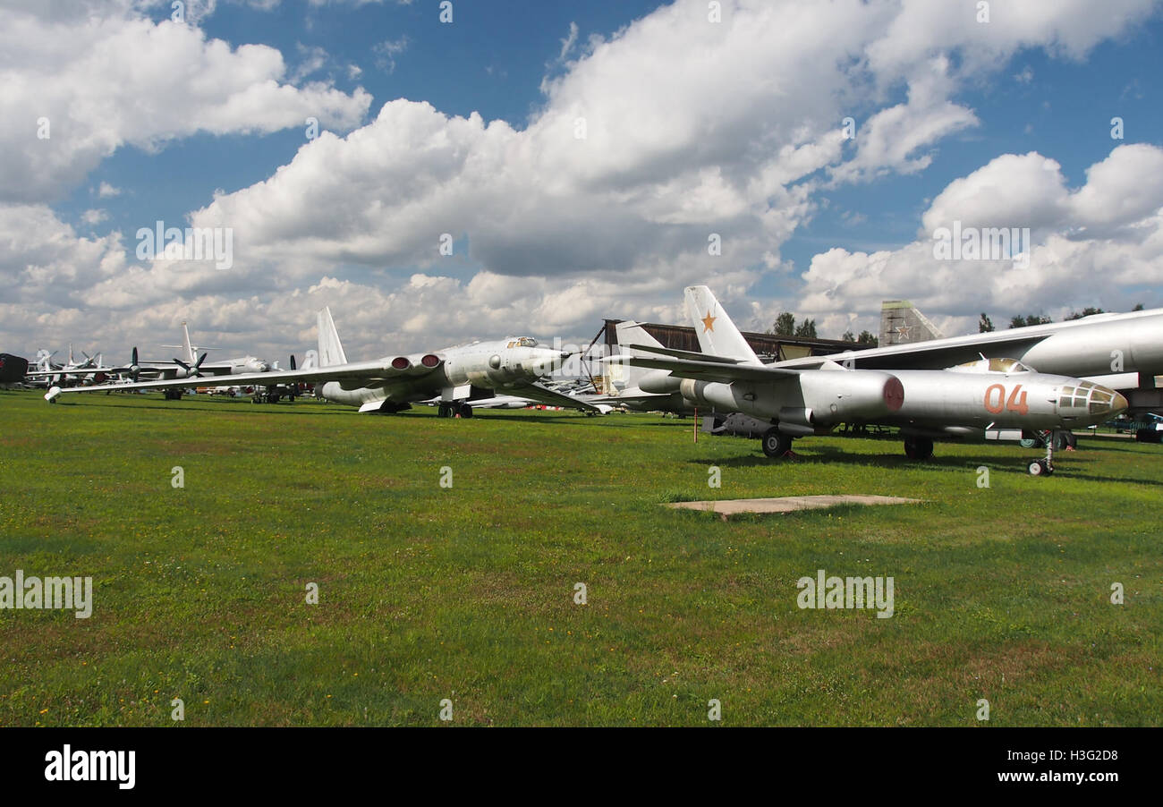 La queue de l'avion au Central Air Force Museum Monino Banque D'Images