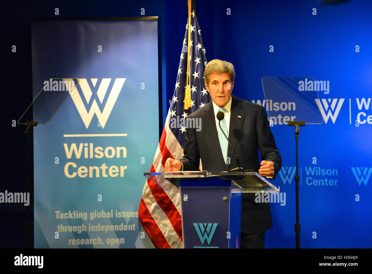 Le secrétaire d'Etat John Kerry prononce une allocution sur le partenariat transpacifique, du Woodrow Wilson International Center for Scholars, à Washington, D.C. le 28 septembre 2016. Banque D'Images