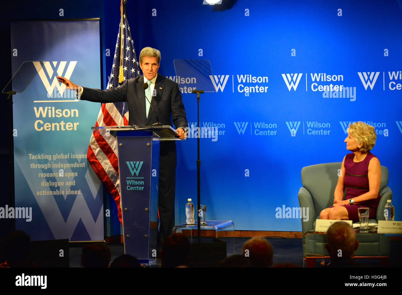 Le secrétaire d'Etat John Kerry prononce une allocution sur le partenariat transpacifique, du Woodrow Wilson International Center for Scholars, à Washington, D.C. le 28 septembre 2016. Banque D'Images