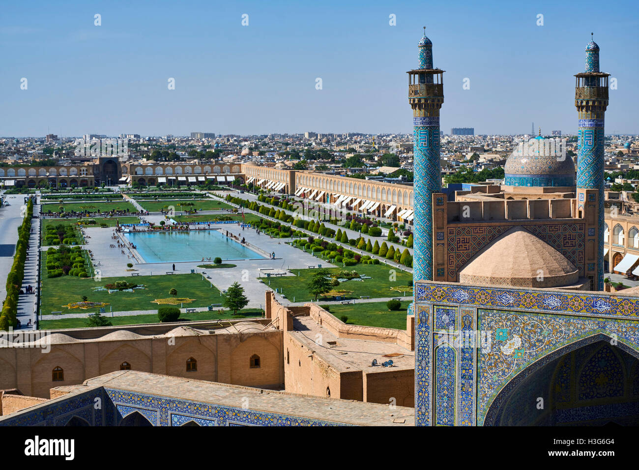 L'Iran, Ispahan, vue générale de la place Imam, mosquée Jameh ou mosquée du vendredi, la mosquée de cheikh Lotfollah Banque D'Images