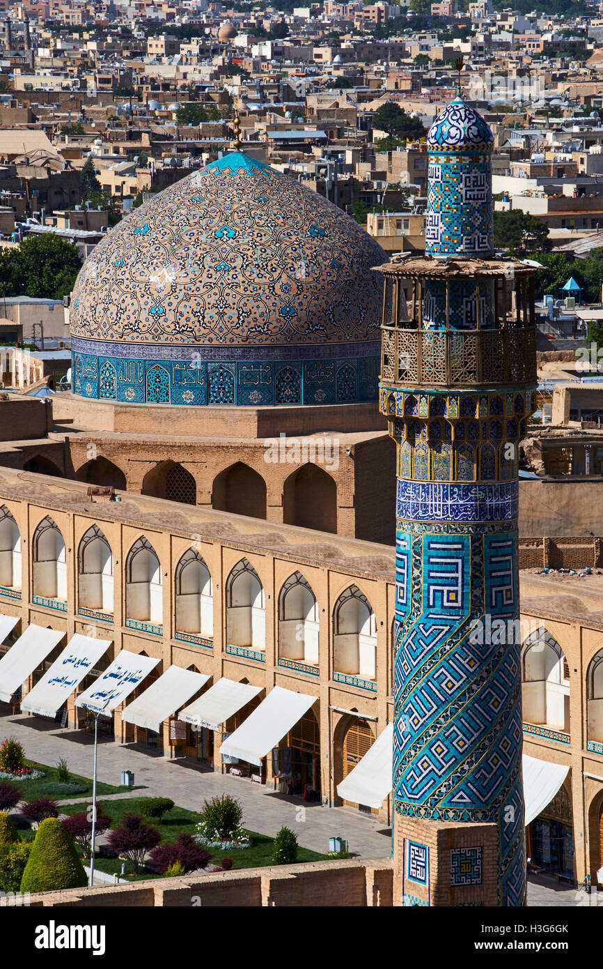 L'Iran, Ispahan, vue générale de la place Imam, mosquée Jameh ou mosquée du vendredi, la mosquée de cheikh Lotfollah Banque D'Images