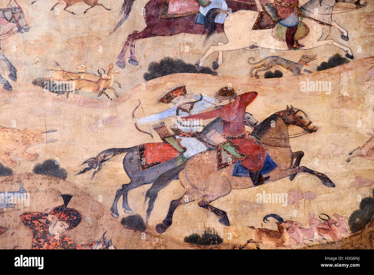 L'Iran, Ispahan, Place Imam, patrimoine mondial de l'UNESCO, portail Qeysarieh Banque D'Images