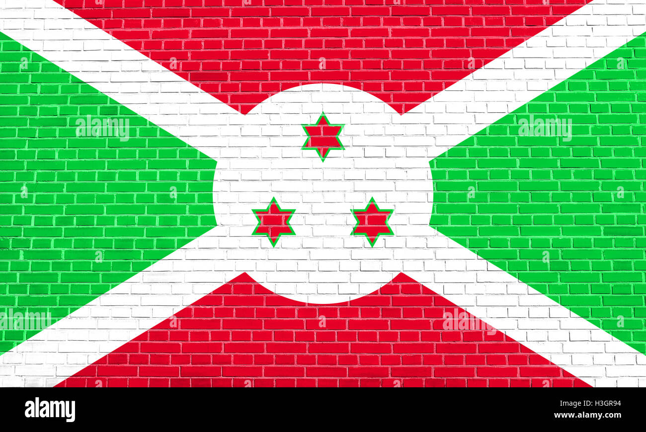 Drapeau officiel national burundais. Symbole patriotique africaine, bannière, élément, arrière-plan. Pavillon du Burundi sur la texture mur de briques Banque D'Images