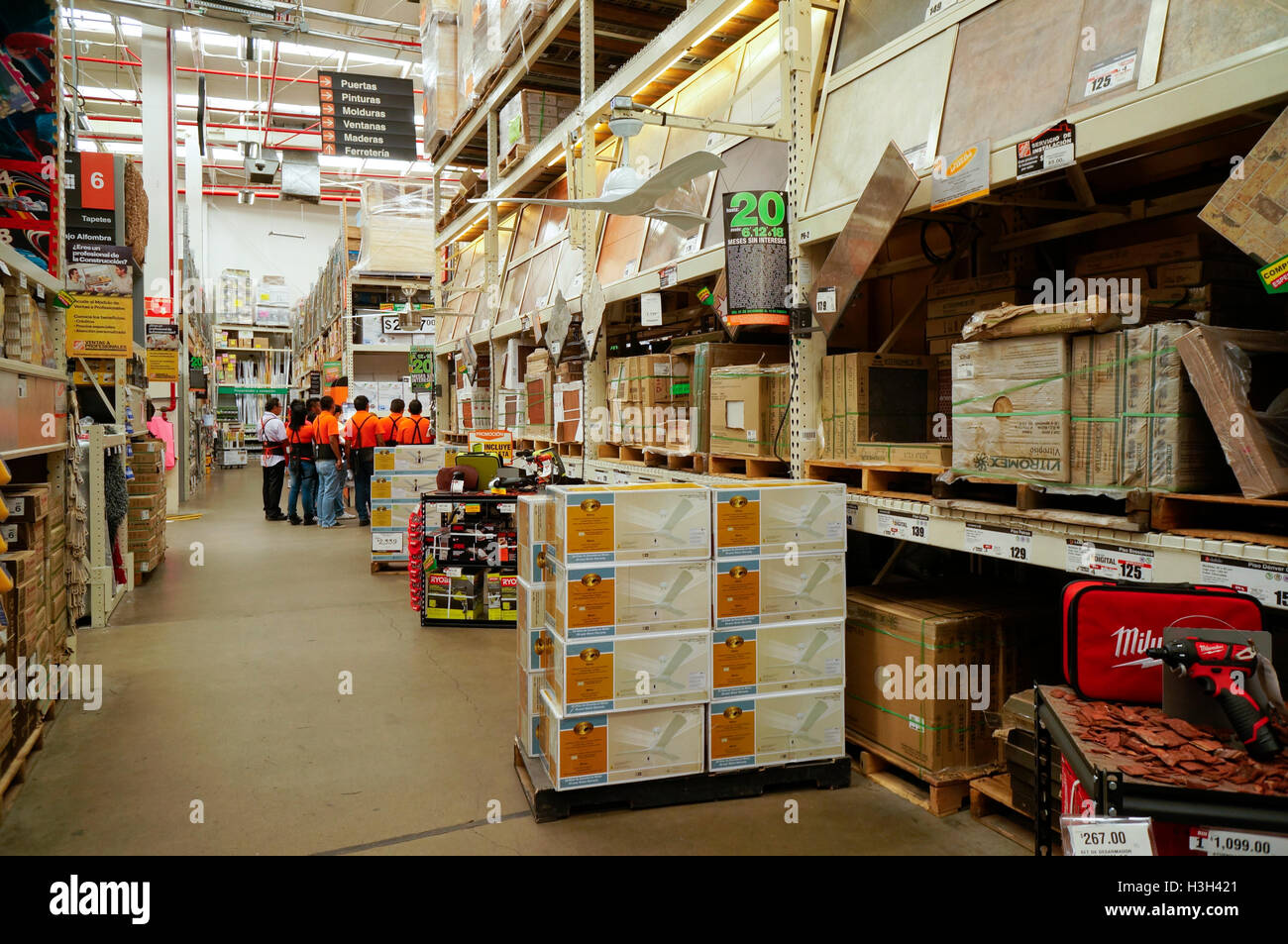 Le magasin Home Depot à Acapulco, Mexique. Banque D'Images