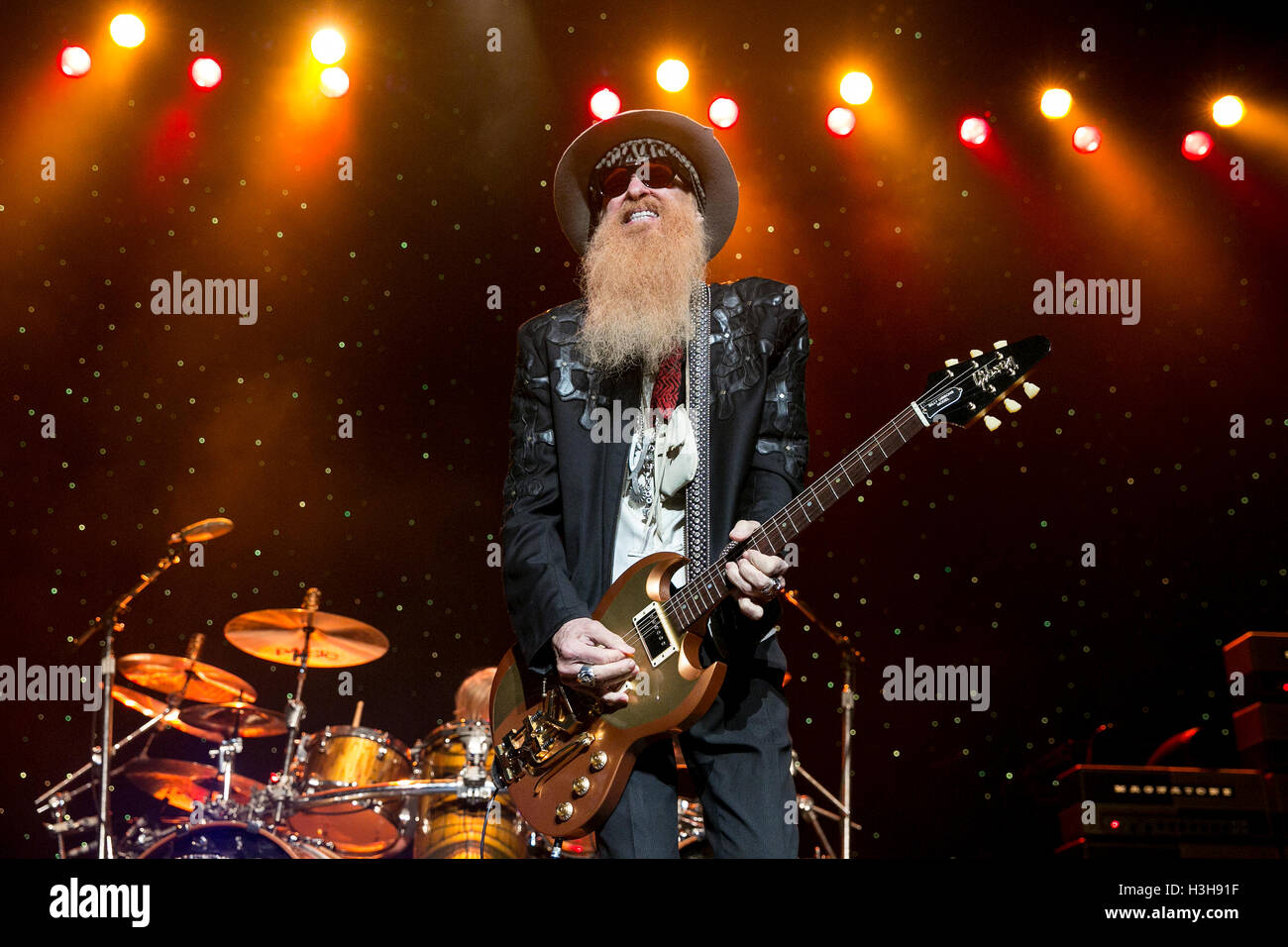 Billy Gibbons de ZZ Top effectuer au Warfield Theatre Le 2 octobre 2016 à San Francisco, Californie. Banque D'Images