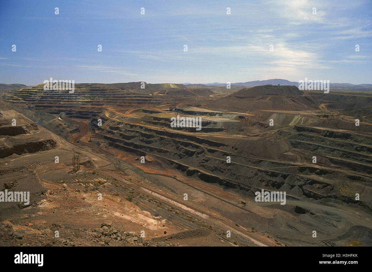 Mont Whaleback mine de fer à ciel ouvert. Banque D'Images