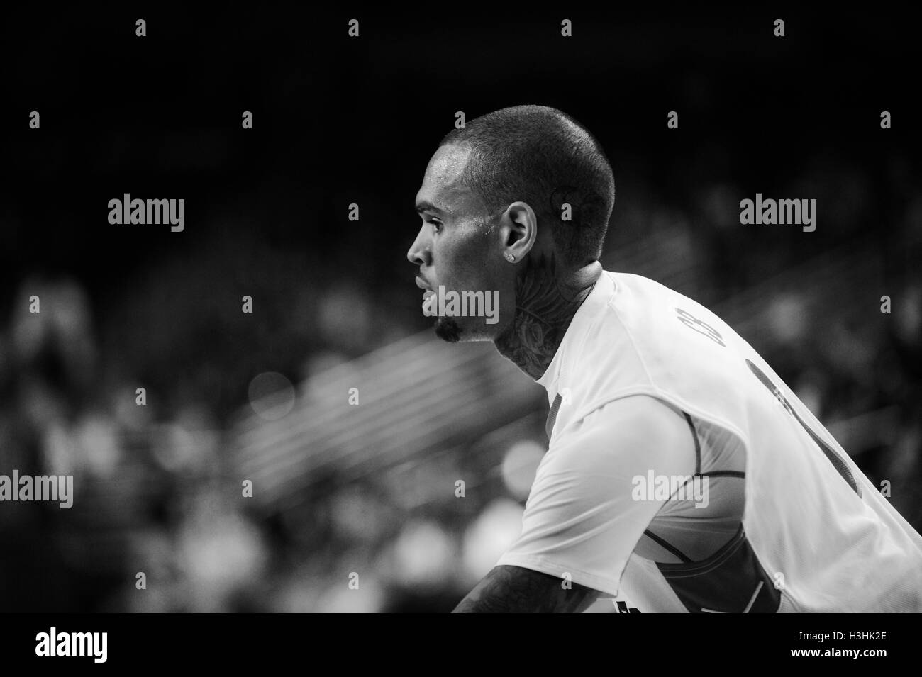Chanteur Chris Brown à la puissance 106 2016 Toutes les étoiles jeu de basket-ball de célébrité à l'USC Galen Center le 11 septembre 2016 à Los Angeles, Californie. Banque D'Images
