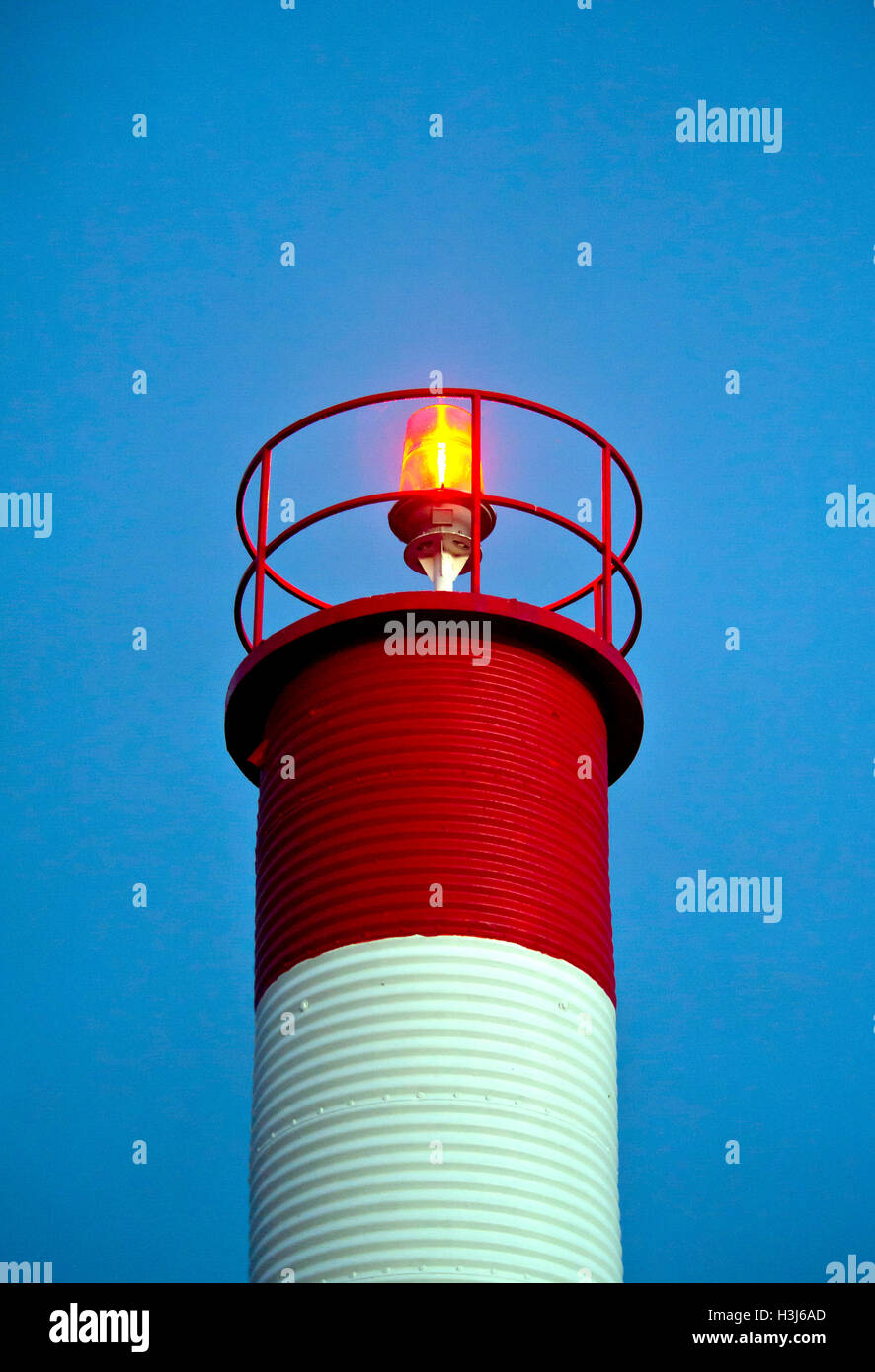 Phare d'oakville contre le ciel bleu Banque D'Images