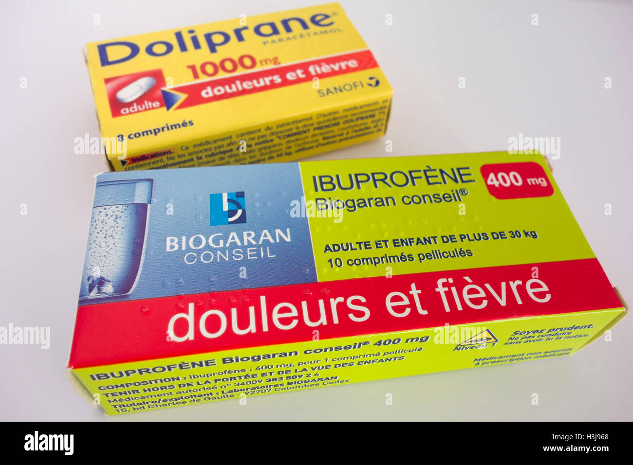 Les comprimés de soulagement de douleur en français Banque D'Images