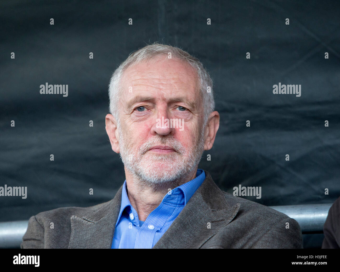 Leader du travail,Jeremy Corbyn,lors d'un rassemblement pour marquer le 80e anniversaire de la bataille de Cable Street à Whitechapel Banque D'Images