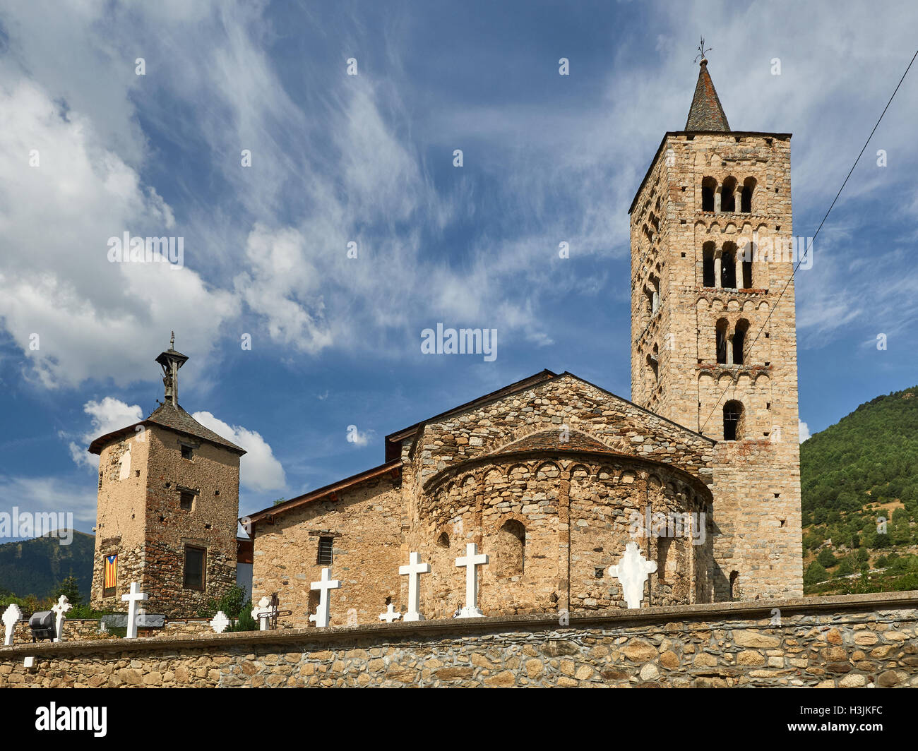 Esglèsia parroquial romànicaa de Sant Just i Sant Pastor, fils, Pallars Sobirà, Alt, Àneeu Banque D'Images