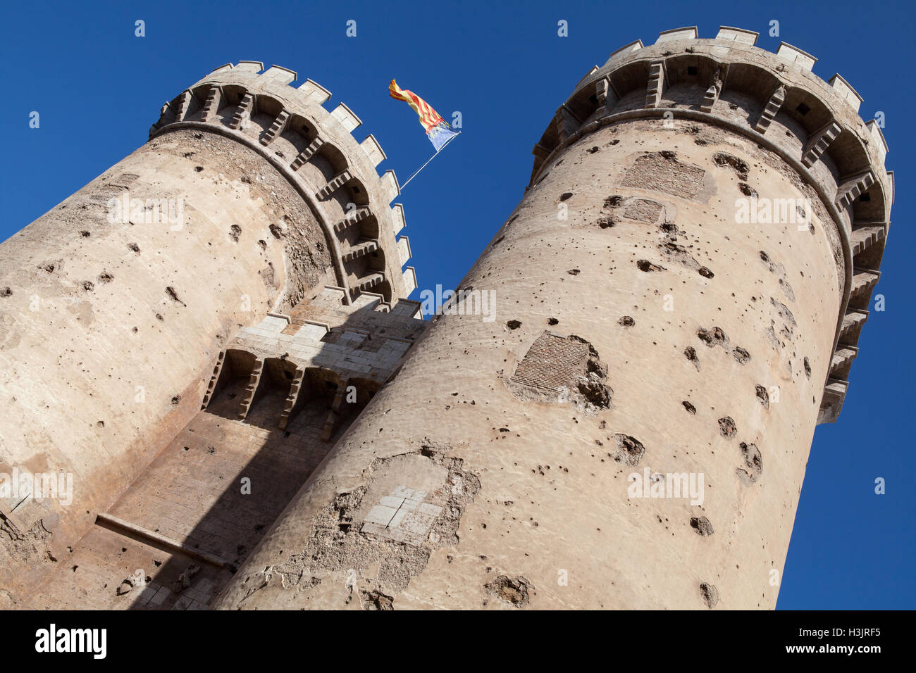 Torres de Quart (tours de Quart) à l'entrée de la vieille ville de Valence Banque D'Images