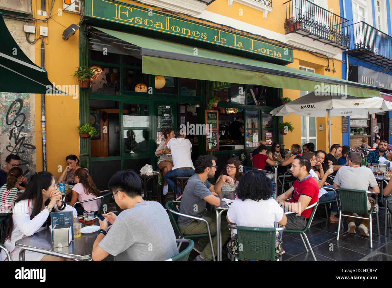 De la Lonja Escalones bar à tapas dans le vieux quartier de Valence Banque D'Images