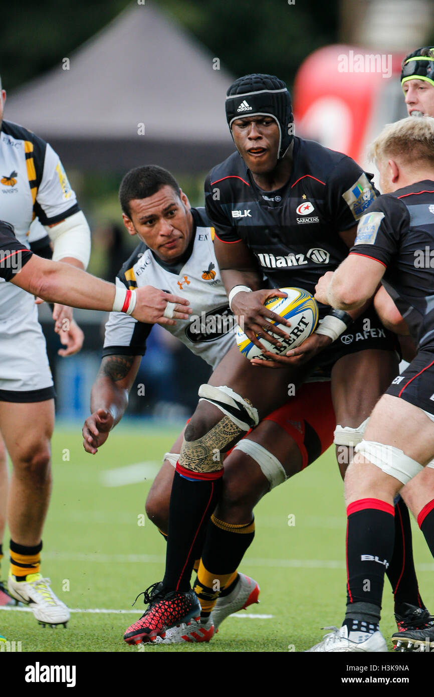 Barnet Copthall, Londres, Royaume-Uni. 09Th Oct, 2016. Aviva Premiership Rugby. Sarrasins contre les guêpes. Maro Itoje de Sarrasins sur la balle. Score final : 30-14 Saracens guêpes. Credit : Action Plus Sport/Alamy Live News Banque D'Images