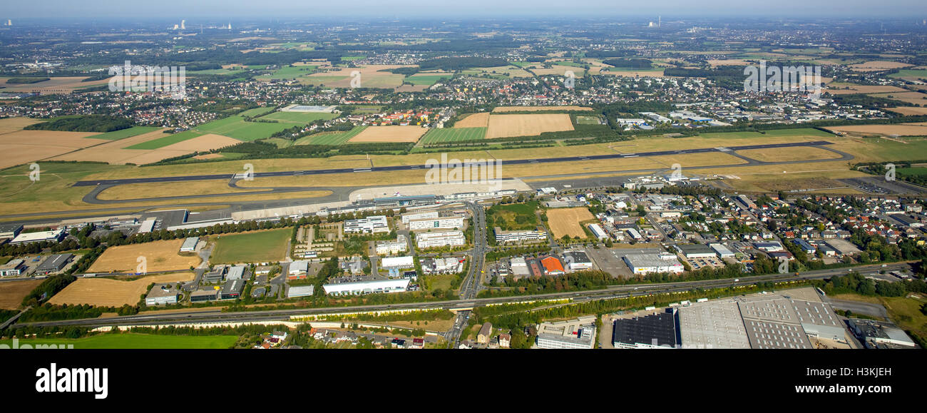 Photo aérienne, l'aéroport de Dortmund à partir de Holzwickede vu, airport Dortmund, démarrer road, Dortmund-Wickede, Ruhr, Banque D'Images