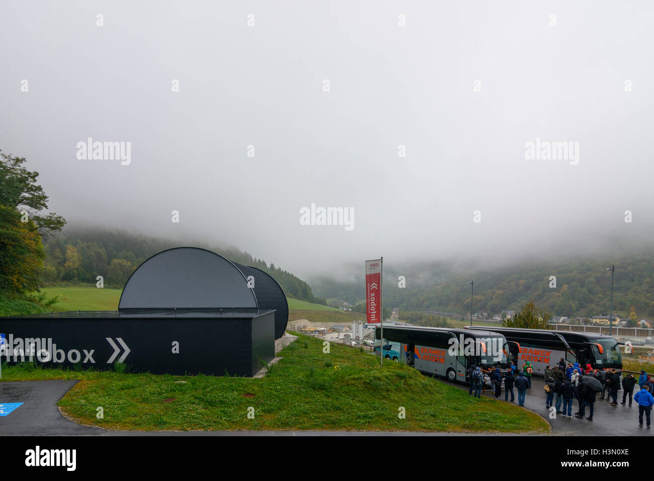 Gloggnitz : construction du Tunnel de Base de Semmering : Infobox Gloggnitz, Wiener Alpen, Alpes, Niederösterreich, Autriche, Austri Banque D'Images