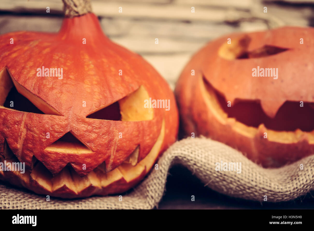 Halloween citrouille avec le mal sourire Banque D'Images