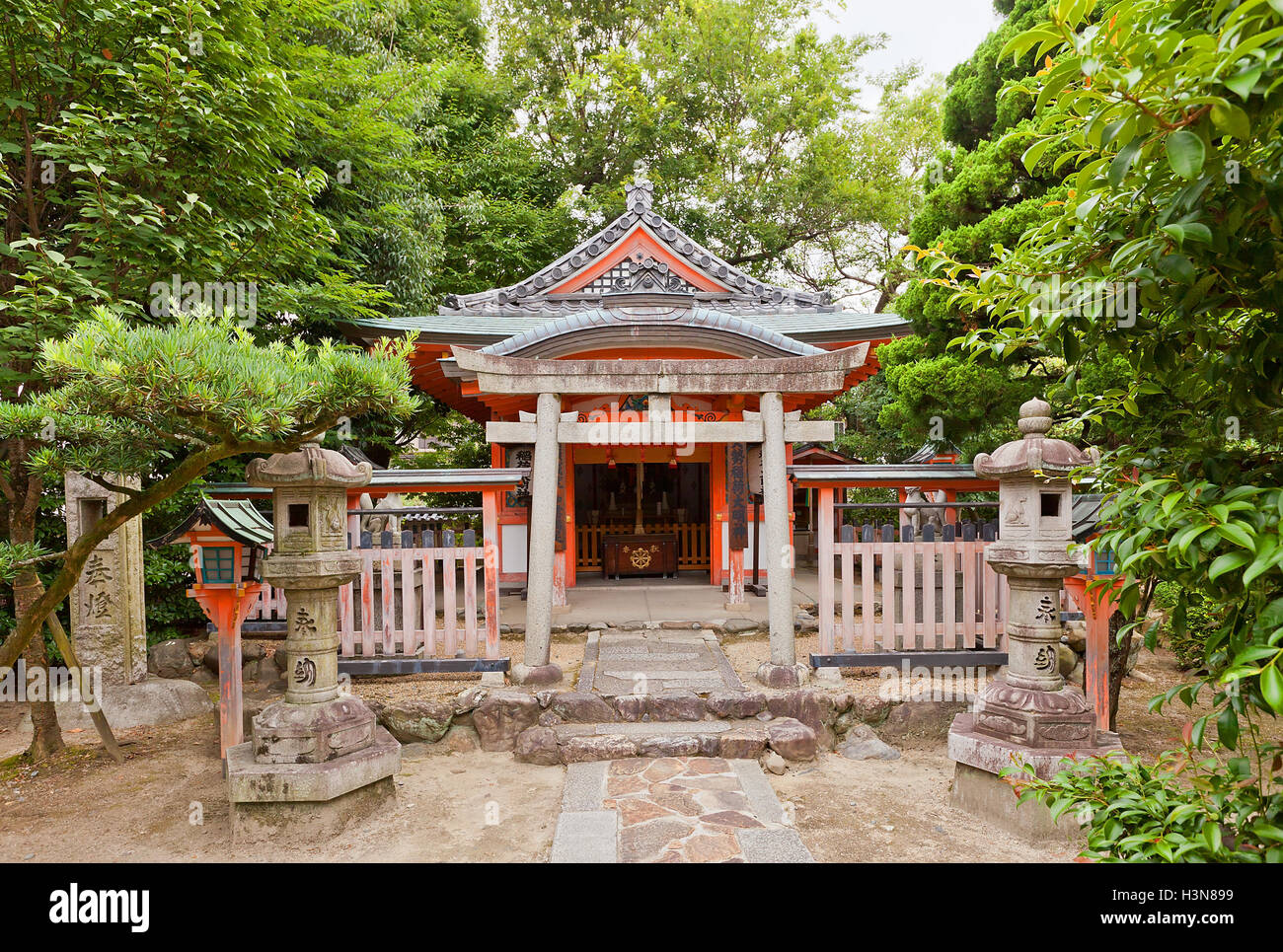 Sanctuaire Shinto Inari au motif de Sanjusangen-do à Kyoto Temple bouddhiste Banque D'Images