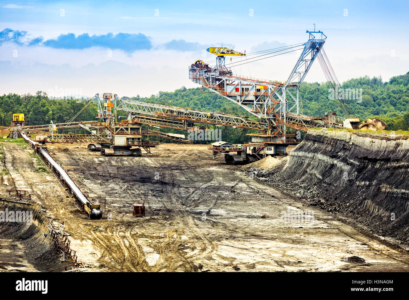 Mine de charbon à ciel ouvert dans le département de Gorj Roumanie Banque D'Images