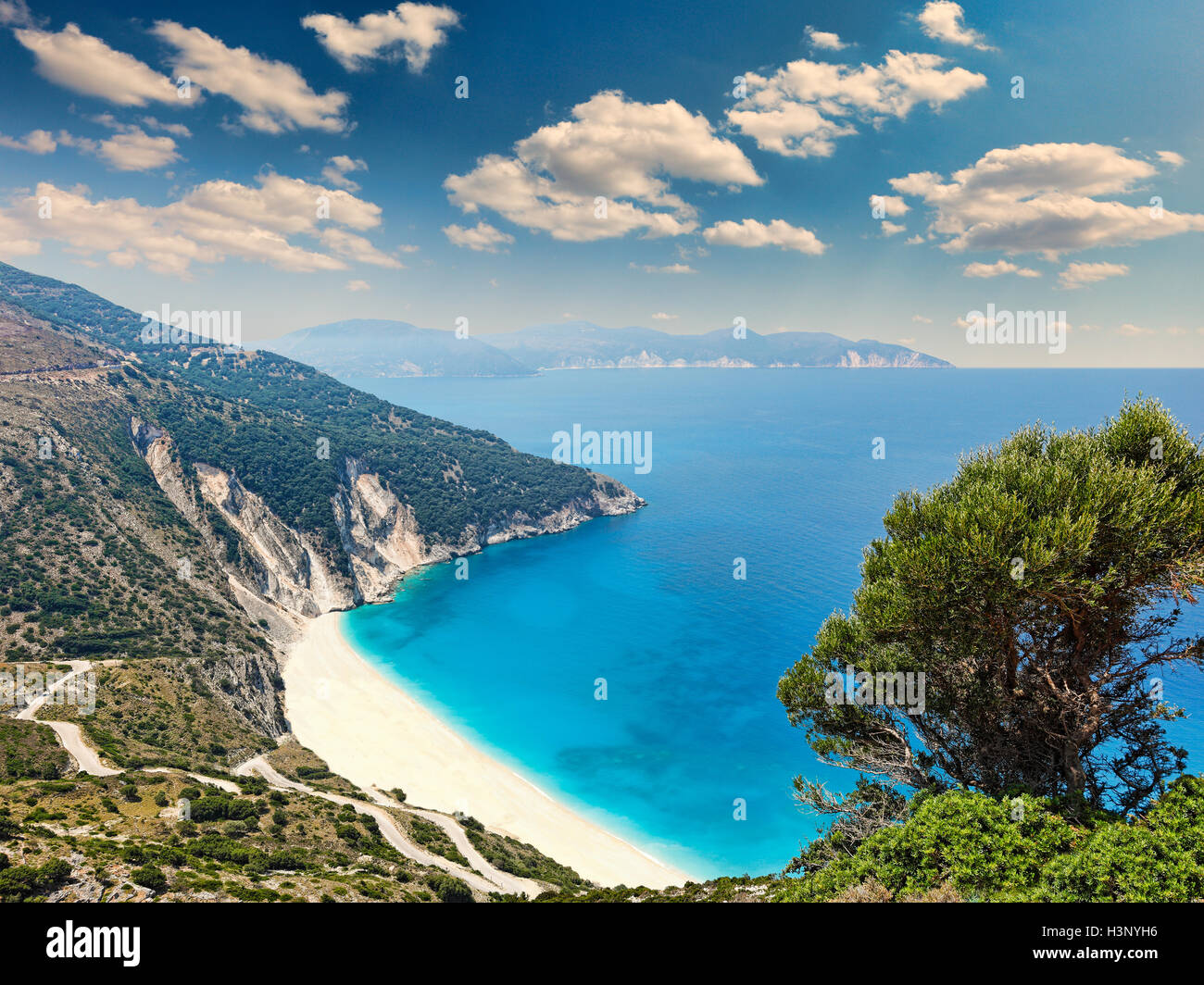 La célèbre plage de Myrtos sur l'île de Céphalonie, Grèce Banque D'Images