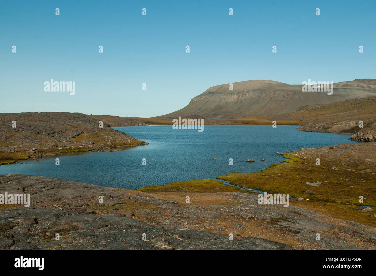 Lac à Sundneset, Svalbard, Norvège Banque D'Images
