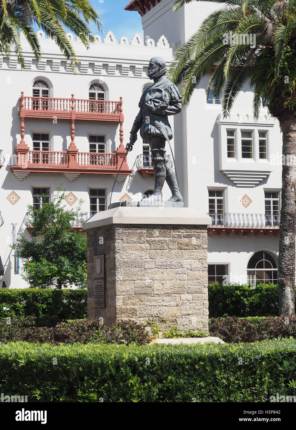 Statue de Pedro Menendez de Aviles statut dans Augsustine St. en Floride. Il a fondé la ville et établi une colonie permanente Banque D'Images