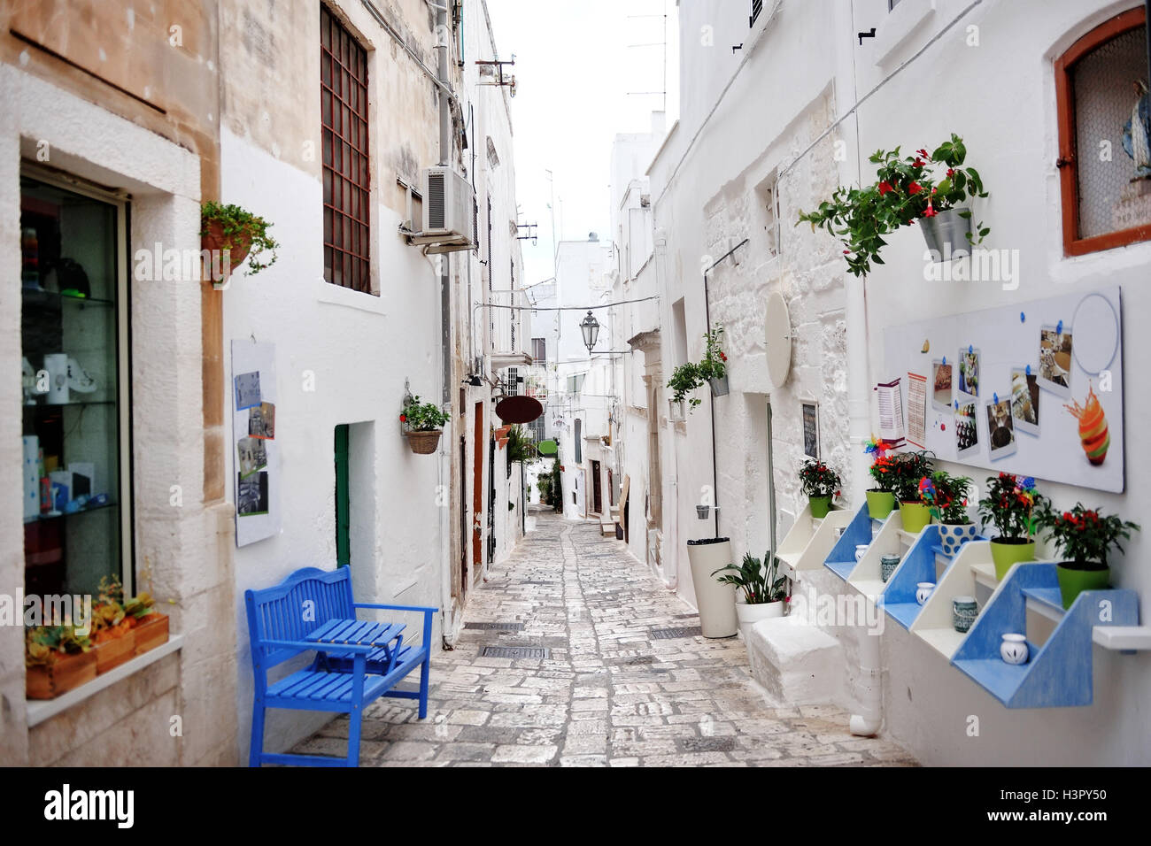 Pouilles, Italie - caractéristique de la ville blanche Ostuni Banque D'Images
