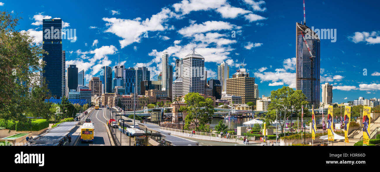 BRISBANE, AUSTRALIE - 26 août 2016 : vue panoramique sur les toits de Brisbane comme vu à partir de la rive sud. Banque D'Images