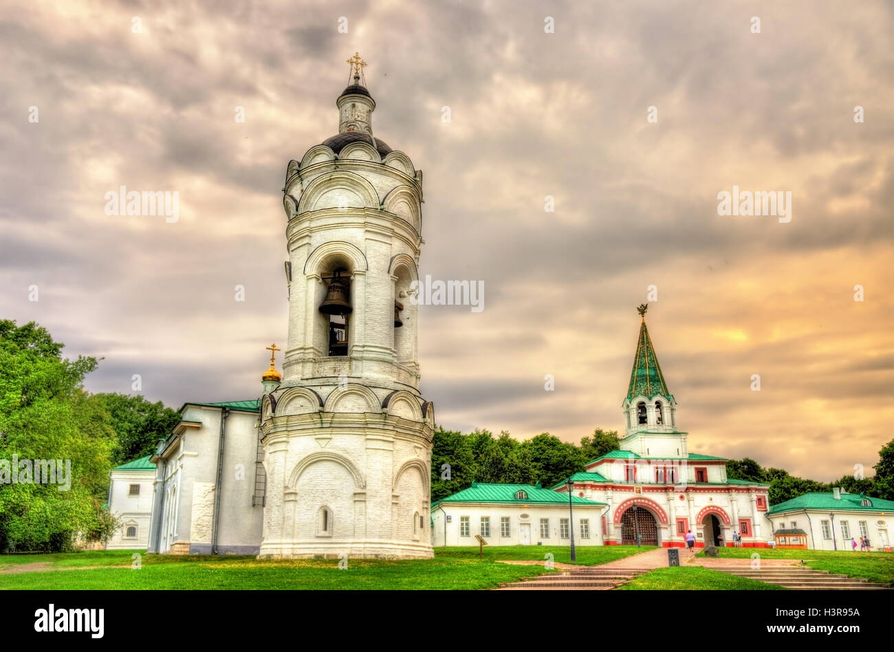 Clocher de l'Église de Saint-Georges à Kolomenskoye - Moscou Banque D'Images