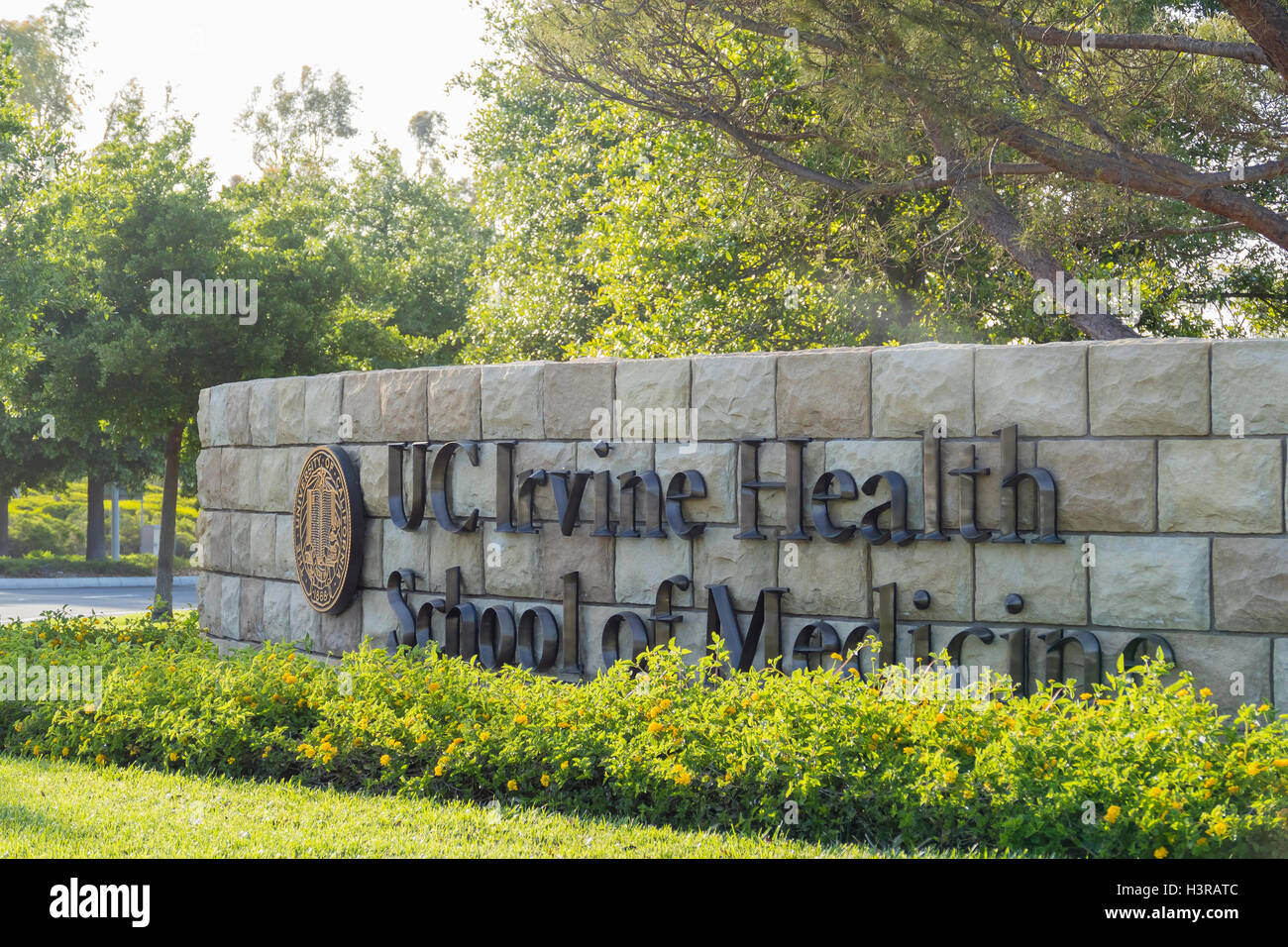 Irvine, 3 mai : entrée de UC Irvine Health School of Medicine le 3 mai 2016 à Irvine, Californie Banque D'Images