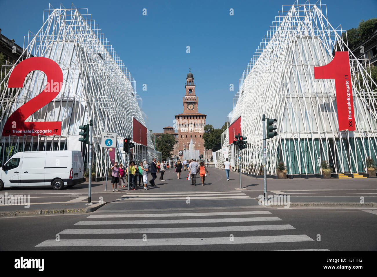 La Torre del Filarete est la principale tour du Castello Sforzesco de Milan, l'une principale et l'un des plus grands de l'Italie, Milan Banque D'Images