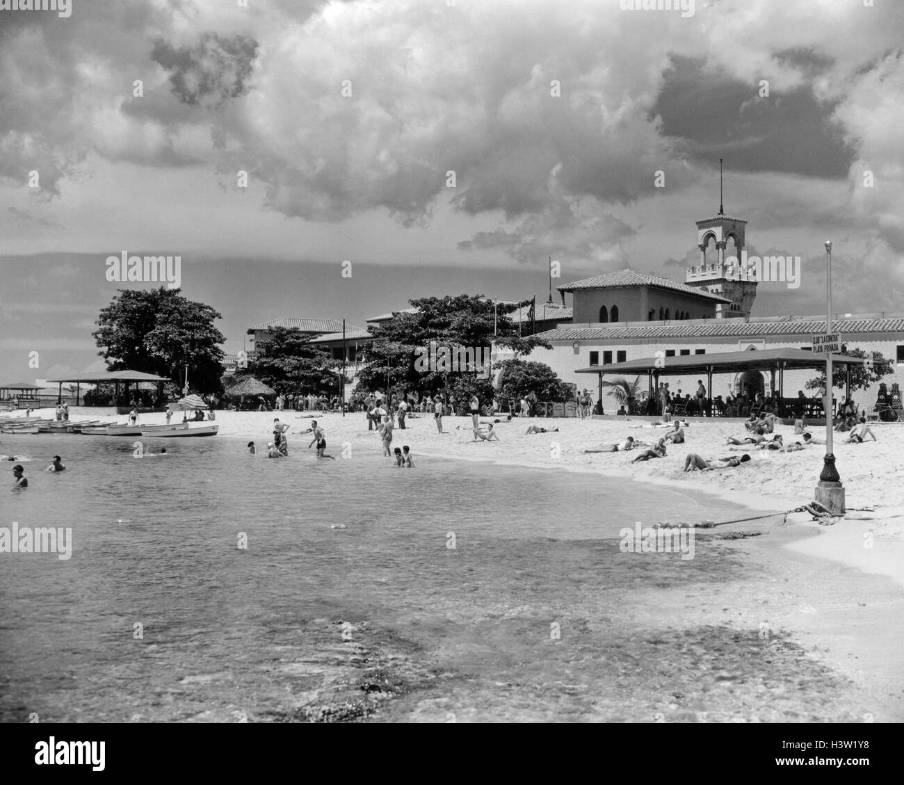 Années 1930 Années 1940 LA PLAYA Beach PRÈS DE LA HAVANE CUBA Banque D'Images