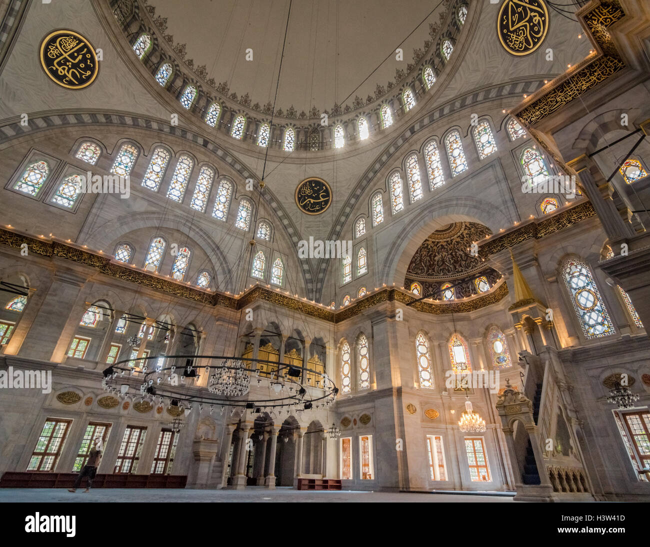 La mosquée Nuruosmaniye, un exemple de style baroque ottoman, à Istanbul (Turquie) Banque D'Images